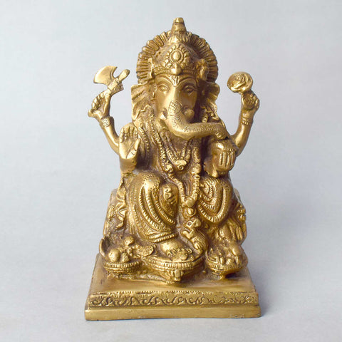 6 Inch Sacred Ganesha Idol – Exquisitely Handcrafted Brass Statue of Lord Ganesha,God of Wisdom, Prosperity, and Success, Perfect for Home Temple, Pooja, and Auspicious Decor. No.1 Brass Idol Store www.satvikstore.in 