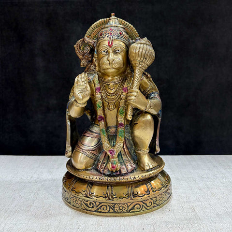 The "10.6 Inch Brass Hanuman Idol – Protector of Courage and Faith" is a stunningly detailed representation of Lord Hanuman, the embodiment of strength, devotion, and unwavering courage. India's Largest Puja Accessories Brand - Satvik No. 1 Brass Idol Collection 