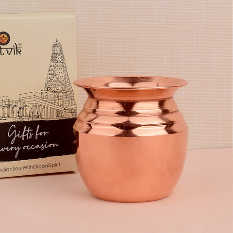Copper Regular Lota is a traditional vessel used for rituals and pooja ceremonies. Crafted from pure copper, this lota is ideal for water offerings, providing a sense of purity and sanctity to your spiritual practices – India’s Largest Pooja Accessories Brand – www.satvikstore.in