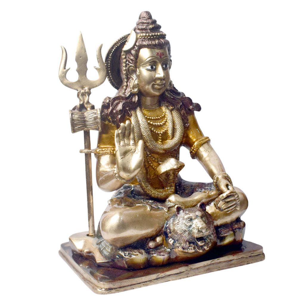 Large Brass Idol of 17.5 Inch Brass Lord Shiva Statue in Meditation Pose. Embodying peace and spiritual focus, this 17.5-inch Brass Shiva Idol features Lord Shiva in a serene meditative posture. Known as the ultimate yogi, Lord Shiva is beautifully represented here with intricate detailing in brass, capturing the tranquility and profound wisdom of his meditation on www.satvikstore.in